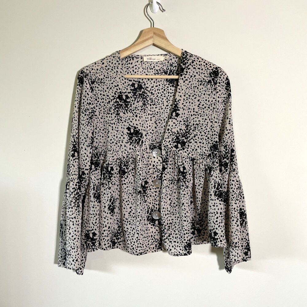 Millibon Women's Cheetah Print Blouse Top Size Small Peplum Babydoll Bell Sleeve